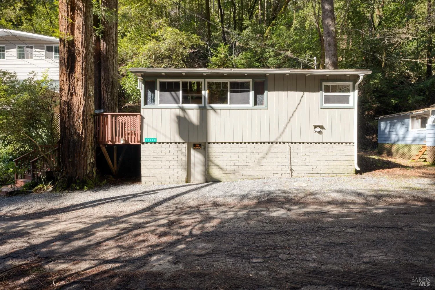 Guerneville, California 95446, United States, 1 Bedroom Bedrooms, ,1 BathroomBathrooms,Residential,Contingent,81780