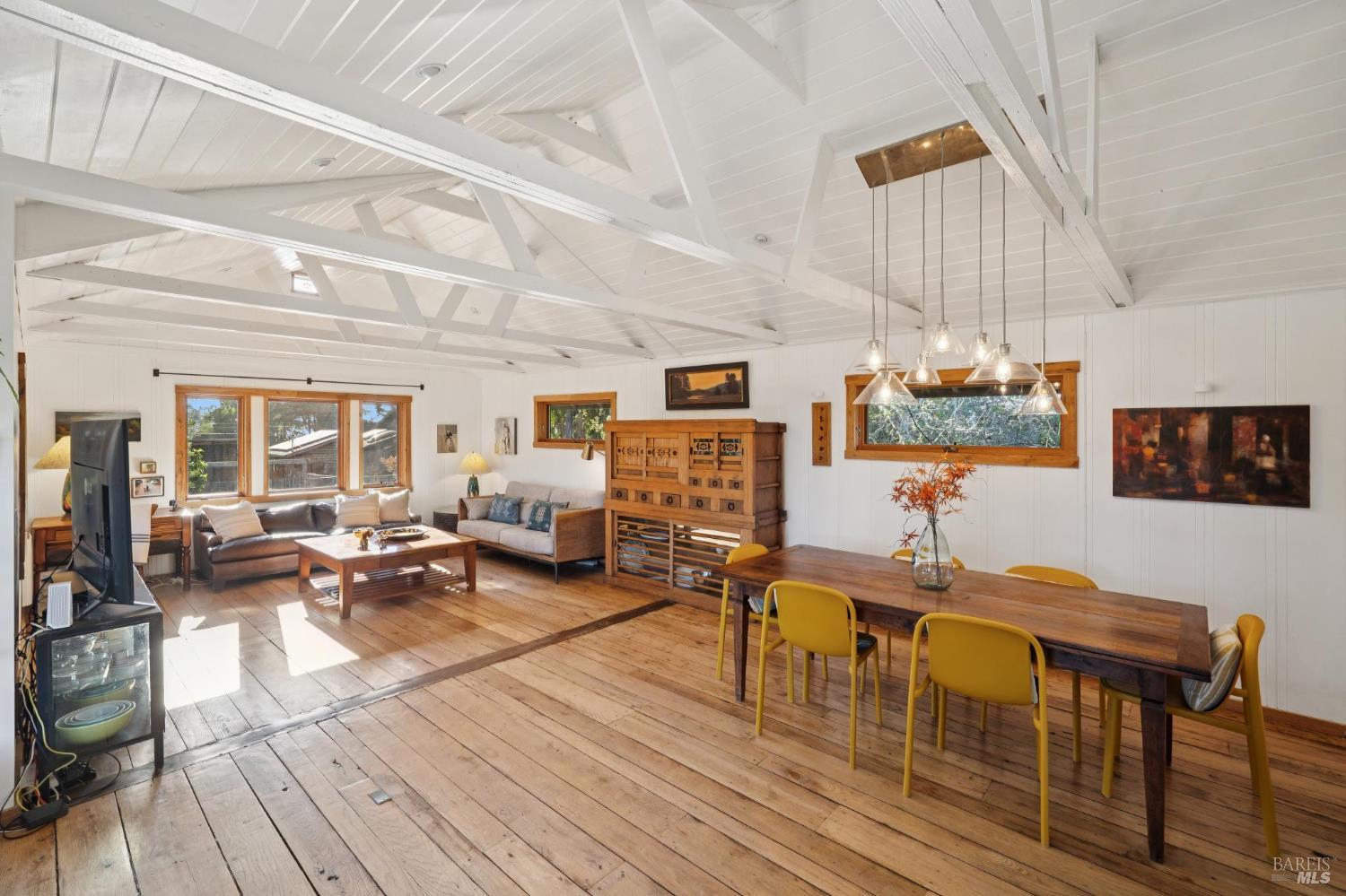 180 Maple Road