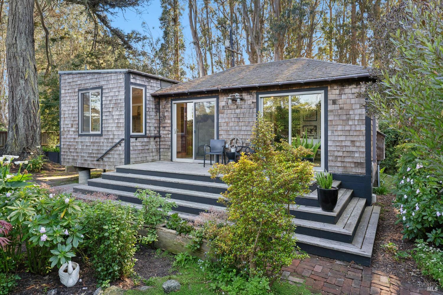 180 Maple Road