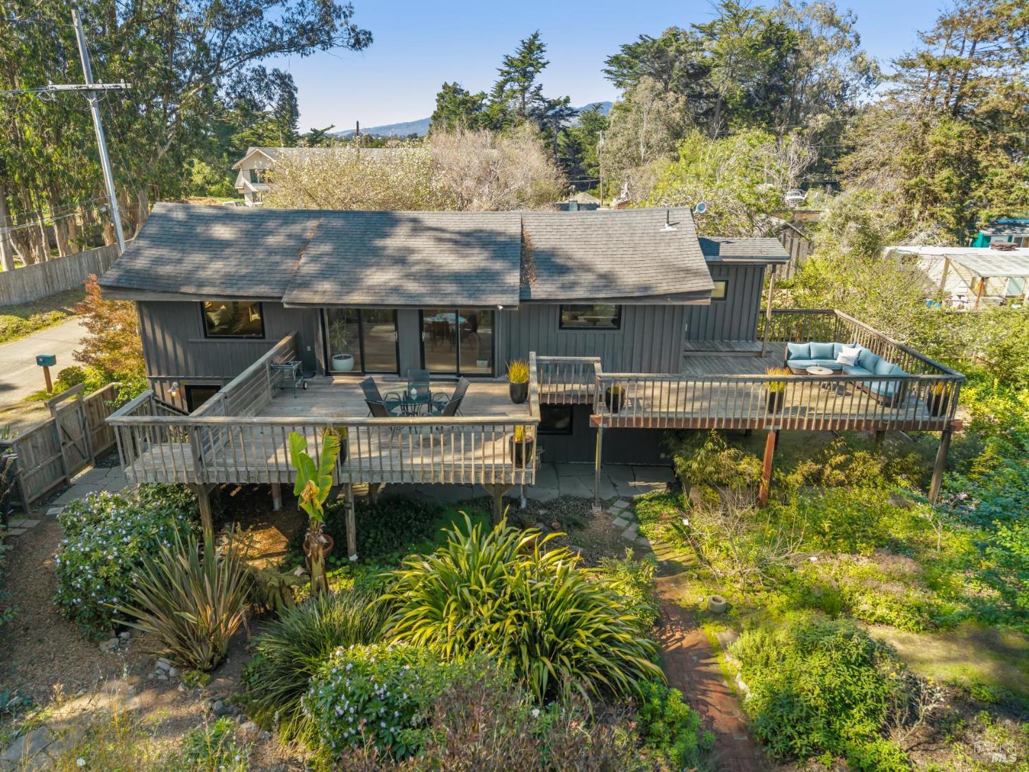 180 Maple Road