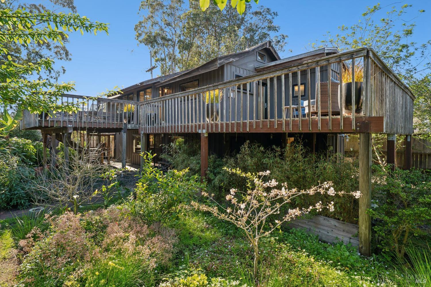 180 Maple Road
