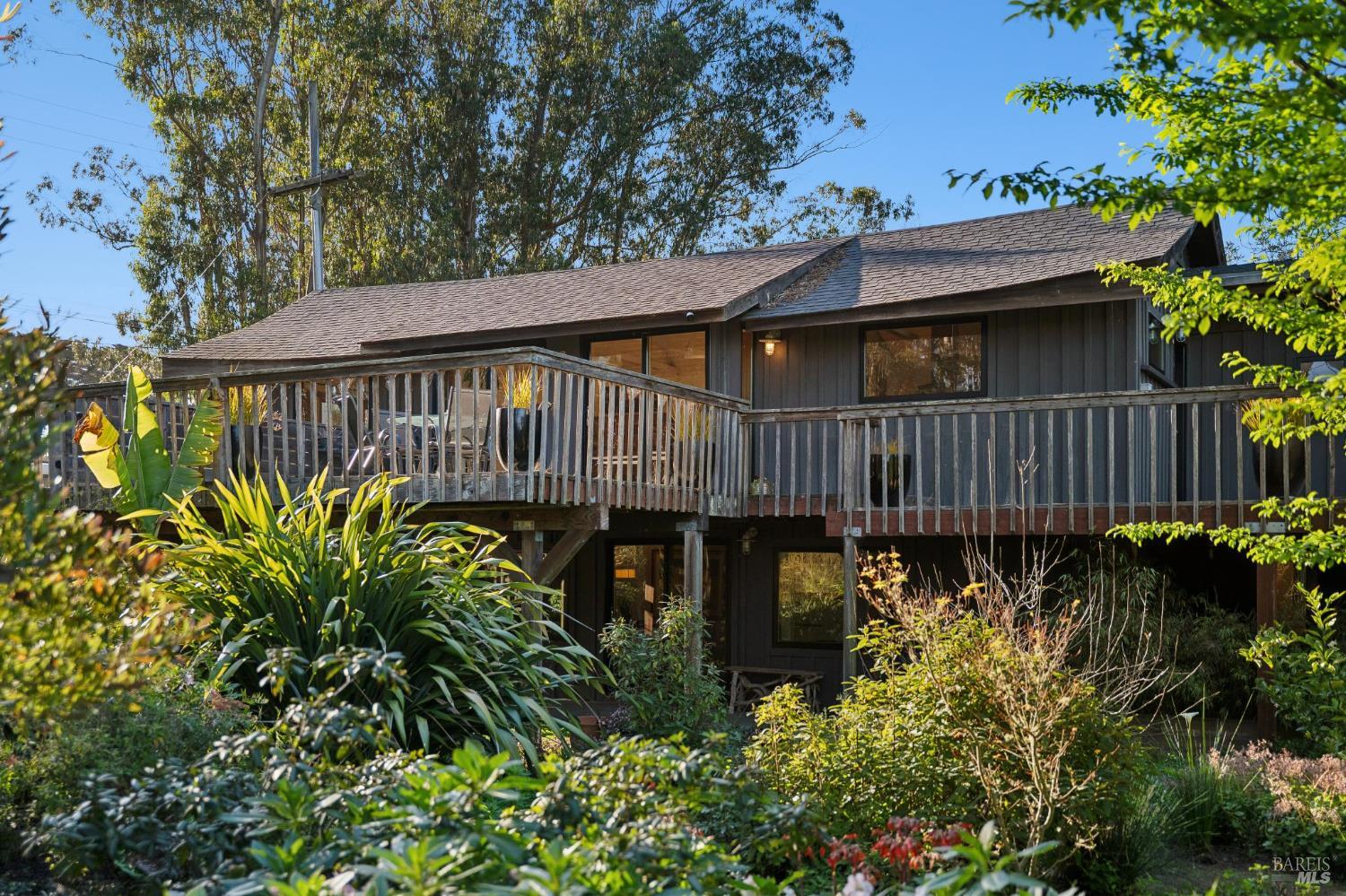 180 Maple Road