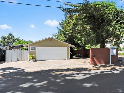 Photo of 18004 Riverside Drive, Sonoma, CA 95476 (MLS # 325060790)
