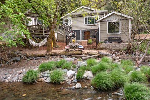 Photo of 1821 Adobe Canyon Road, Kenwood, CA 95452 (MLS # 325034276)