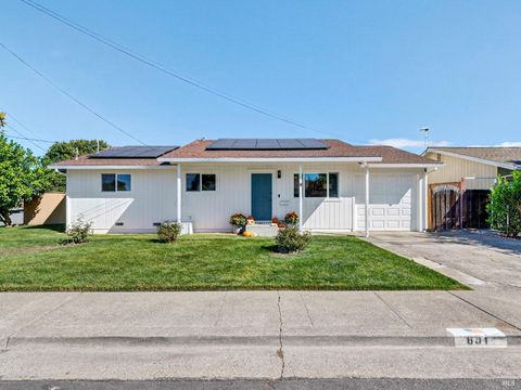 Photo of 601 Reynolds Drive, Petaluma, CA 94954 (MLS # 325090218)