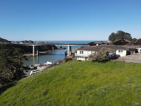 300 N Harbor Drive, Fort Bragg, CA 95437 - MLS#: 324077110
