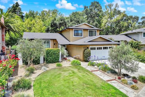 Photo of 1040 Round Hill Circle, Napa, CA 94558 (MLS # 325068559)