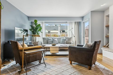 Photo of 22 Park Terrace, Mill Valley, CA 94941 (MLS # 325066856)