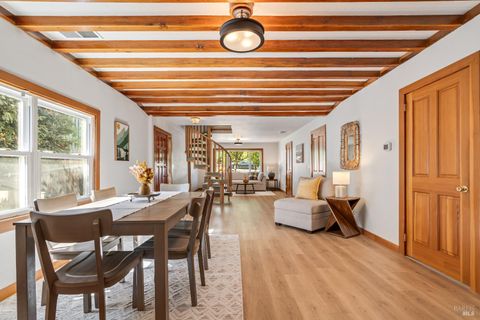 Photo of 820 Brown Street, Healdsburg, CA 95448 (MLS # 325085776)