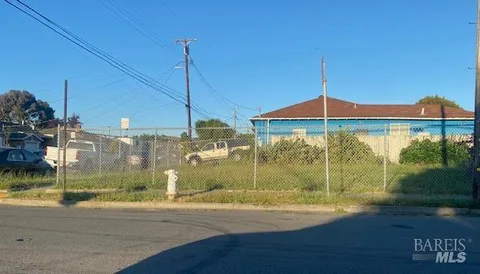 MLS: 325046934