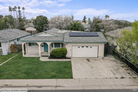 Photo of 210 Trinity Court, Rio Vista, CA 94571 (MLS # 326015406)