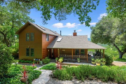 Photo of 10601 Slattery Road, Glen Ellen, CA 95442 (MLS # 326020793)