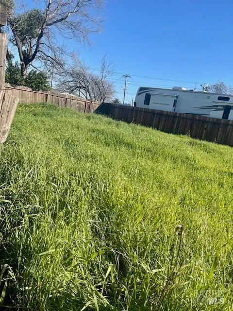 MLS: 325020499