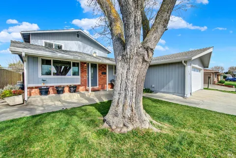 70 Tahoe Drive, Rio Vista, CA 94571 - MLS#: 325022592