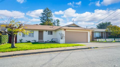 Photo of 716 Elm Drive, Petaluma, CA 94952 (MLS # 325101124)