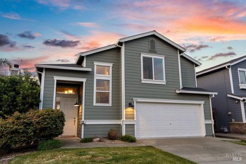 Photo of 1210 Maple Drive, Rohnert Park, CA 94928 (MLS # 326010241)