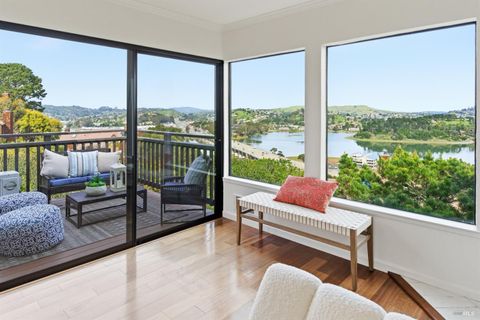 Photo of 220 Headlands Court, Sausalito, CA 94965 (MLS # 326019103)