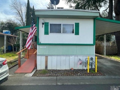Featured picture for the property 323016394