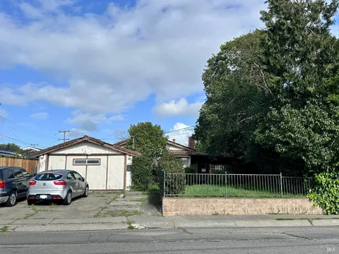 MLS: 325026783