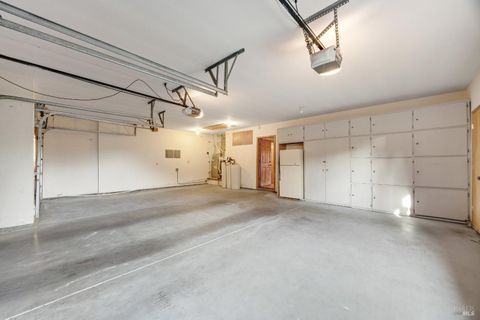 listing image 74