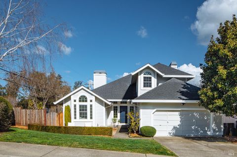 Photo of 874 Cherry Street, Petaluma, CA 94952 (MLS # 326012136)