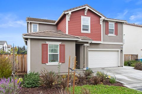 Photo of 6068 Oak Leaf Place, Rohnert Park, CA 94928 (MLS # 325097190)