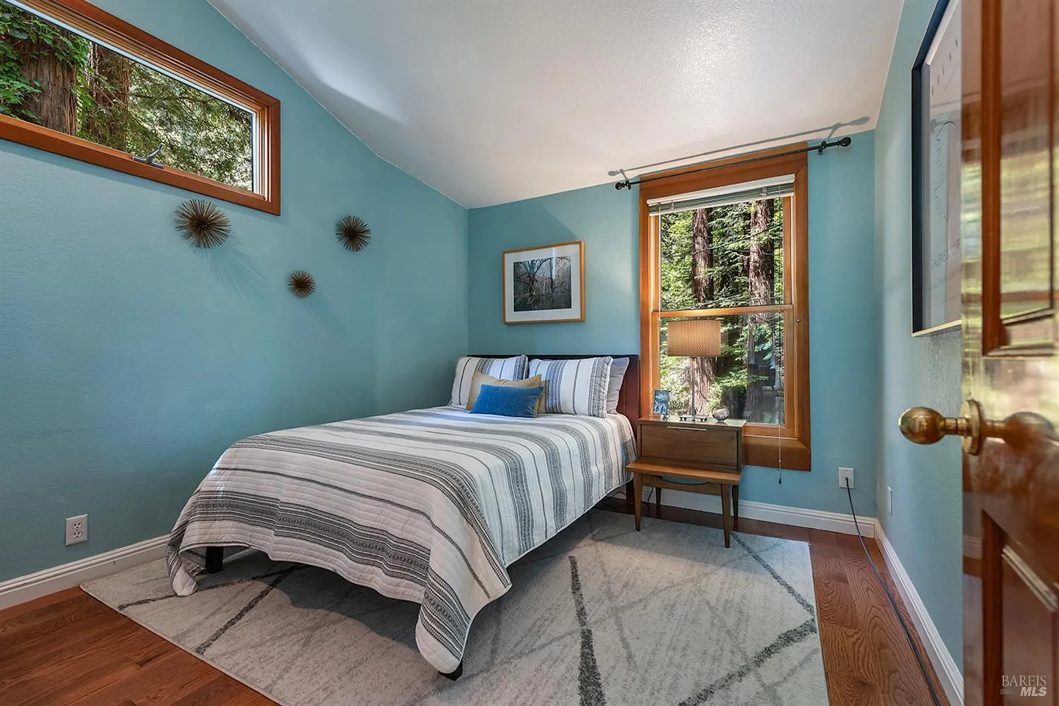 Guerneville, California 95446, United States, 2 Bedrooms Bedrooms, ,2 BathroomsBathrooms,Residential,Active,146787