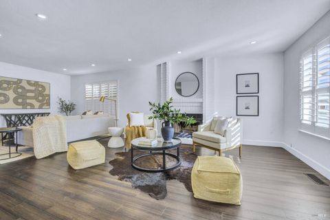 Photo of 104 Banff Way, Petaluma, CA 94954 (MLS # 325098883)