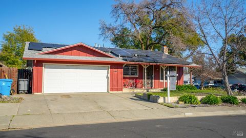 Photo of 309 Adobe Drive, Vacaville, CA 95687 (MLS # 326001408)