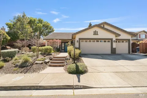 MLS: 325024327