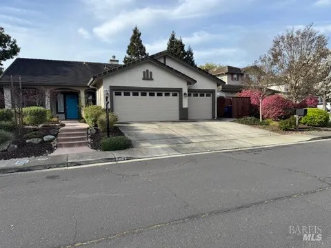MLS: 325024327