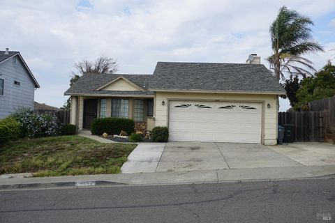 Photo of 1048 Topsail Drive, Vallejo, CA 94591 (MLS # 325093349) Photo of 1048 Topsail Drive, Vallejo, CA 94591 (MLS # 325093349)