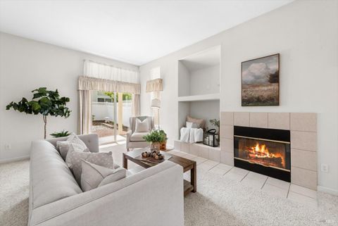 Photo of 412 Marvin Gardens Drive, Vacaville, CA 95687 (MLS # 325087224)