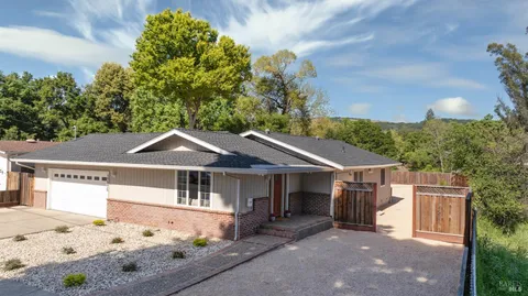 17975 Riverside Drive, Sonoma, CA 95476 - MLS#: 325012087