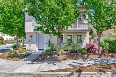 Featured picture for the property 323033178