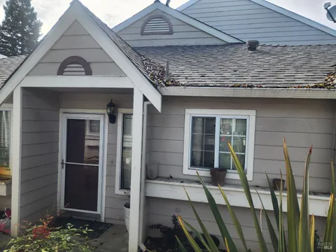 MLS: 325032042