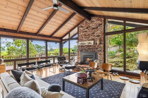 Photo of 1 Carolyn Lane, Mill Valley, CA 94941 (MLS # 325079714)