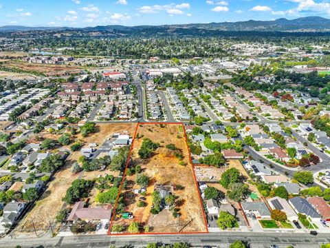 Photo of 1111 Terrace Drive, Napa, CA 94559 (MLS # 325087078)