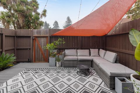 Photo of 1430 Parkway Drive, Rohnert Park, CA 94928 (MLS # 326008301)