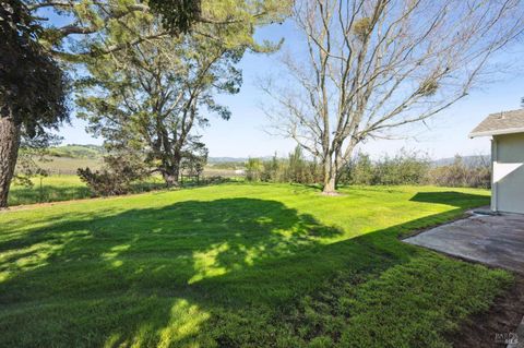 Photo of 20772 Temelec Drive, Sonoma, CA 95476 (MLS # 326012949)