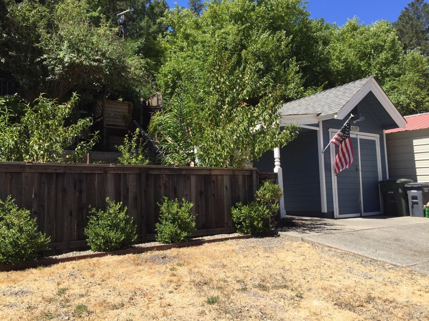 Listing image 7
