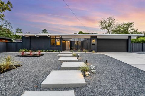 Featured picture for the property 323014126