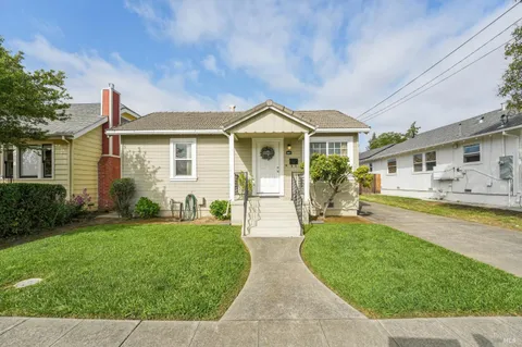 2371 Yajome Street, Napa, CA 94558 - MLS#: 325035107
