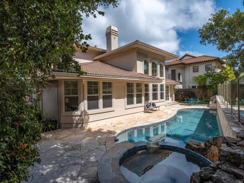 Featured picture for the property 323023459