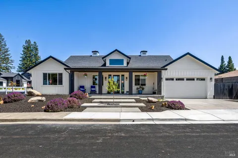 3750 Sawgrass Place, Santa Rosa, CA 95403 - MLS#: 325036975