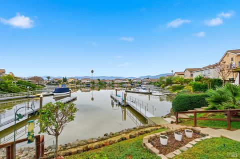 Photo of 94 S Newport Drive, Napa, CA 94559 (MLS # 325104311)