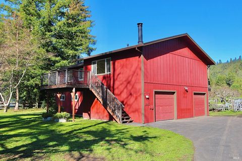 Photo of 16160 Laughlin Road, Guerneville, CA 95446 (MLS # 326008634)