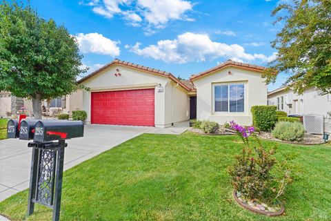 Photo of 285 Sage Meadows Drive, Rio Vista, CA 94571 (MLS # 325088287)