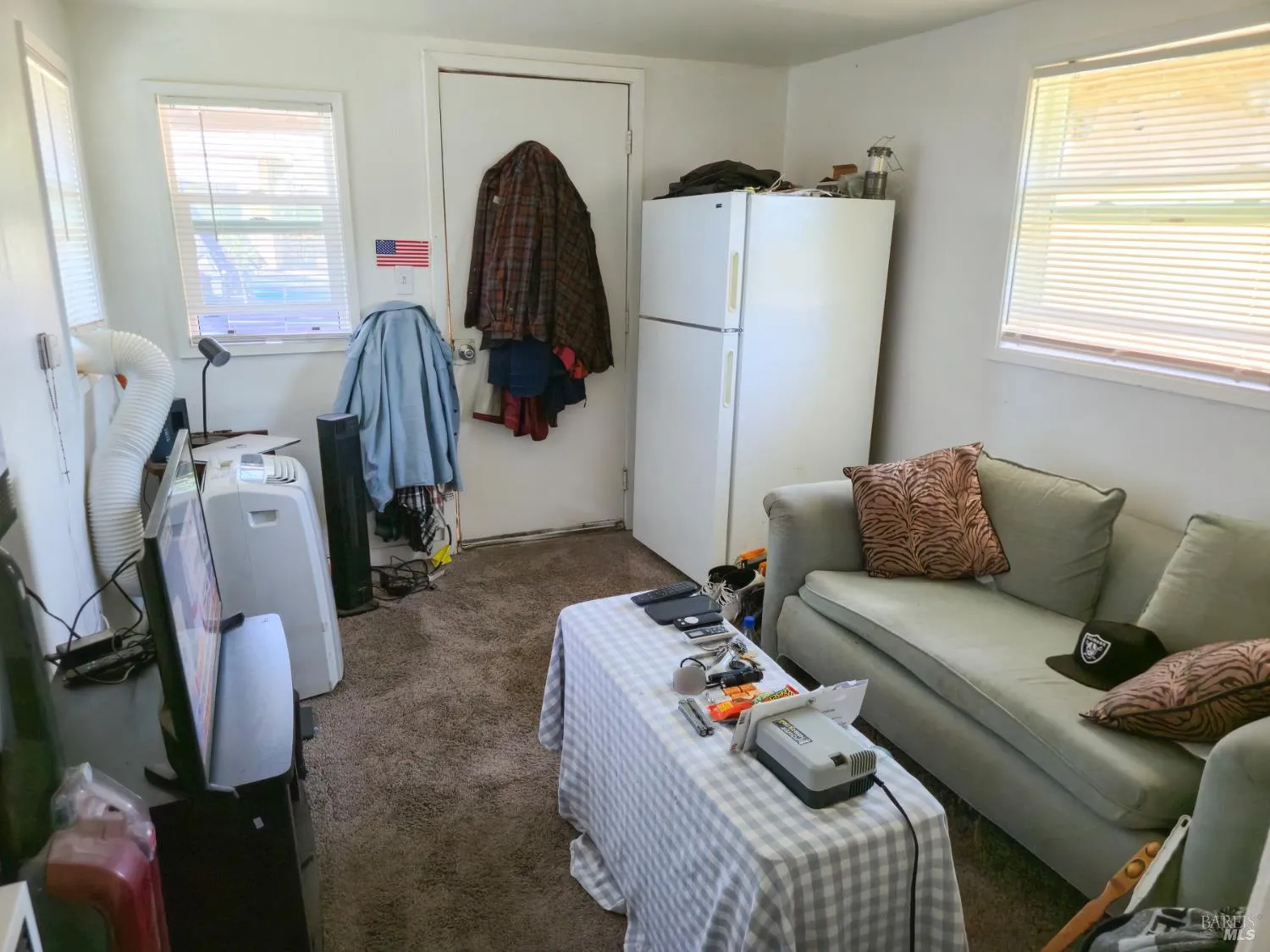 Sebastopol, California 95472, United States, 6 Bedrooms Bedrooms, ,4 BathroomsBathrooms,Residential,Active,194447