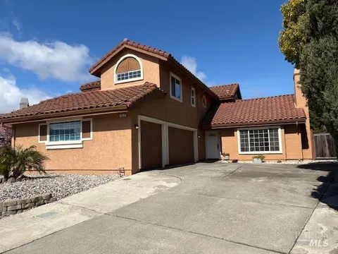 MLS: 325022351